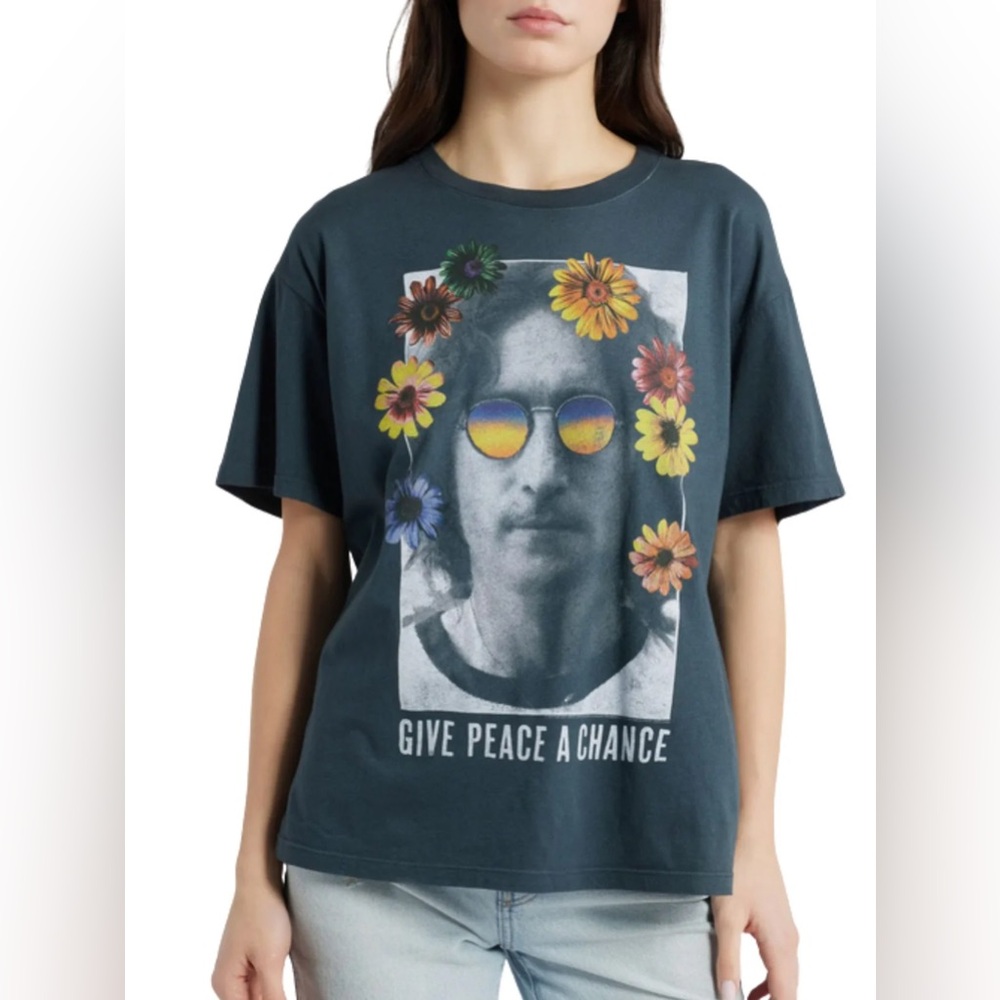 DAYDREAMER John Lennon Give Peace A Chance Graphic Shirt Black